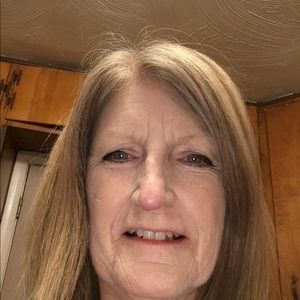 Meet your Posher, Joni